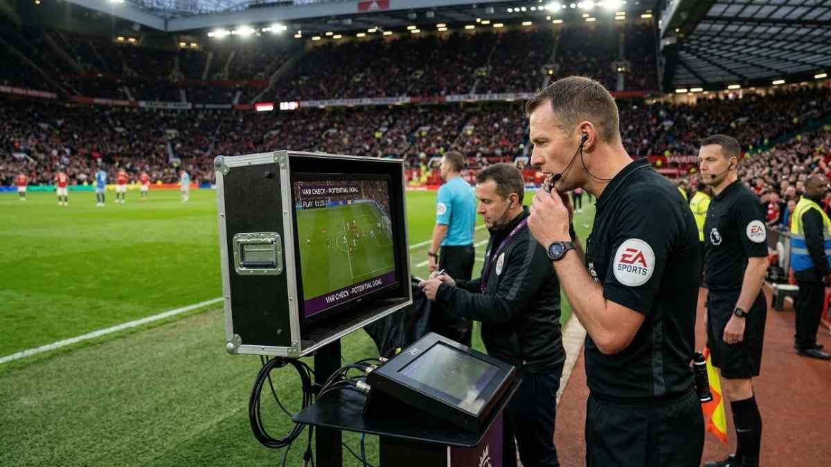 How Referees Prepare To Improve Their Decision-Making