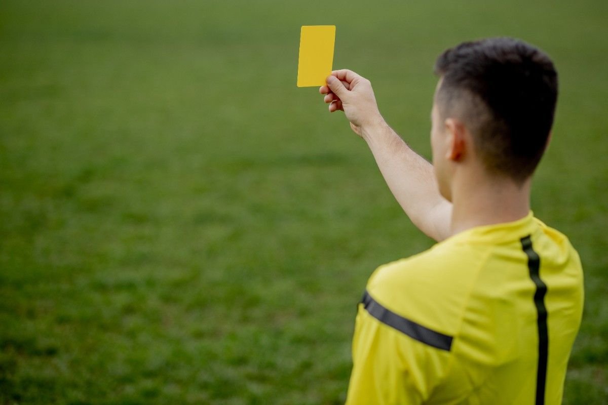 How To How Referees Make Decisions Step By Step
