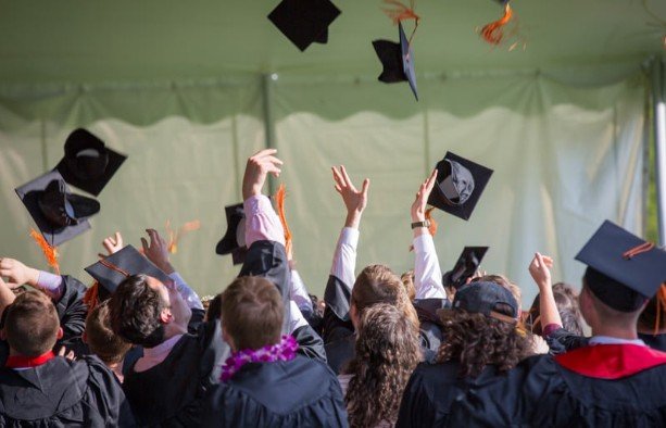 Unlocking the Future - Affordable Education Paths for DACA Recipients