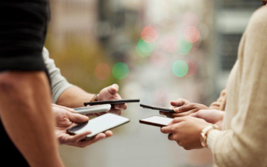 How to Stay Informed Without Letting the News Consume Your Day