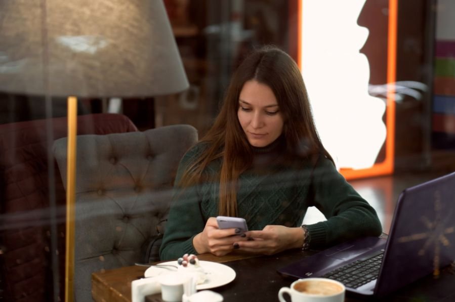 Practical Ways to Spend Less Time on Your Phone Without Missing What Matters
