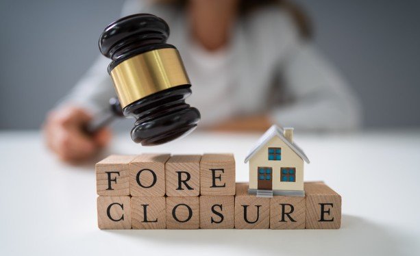 Preparing for a Legal Consultation About Foreclosure